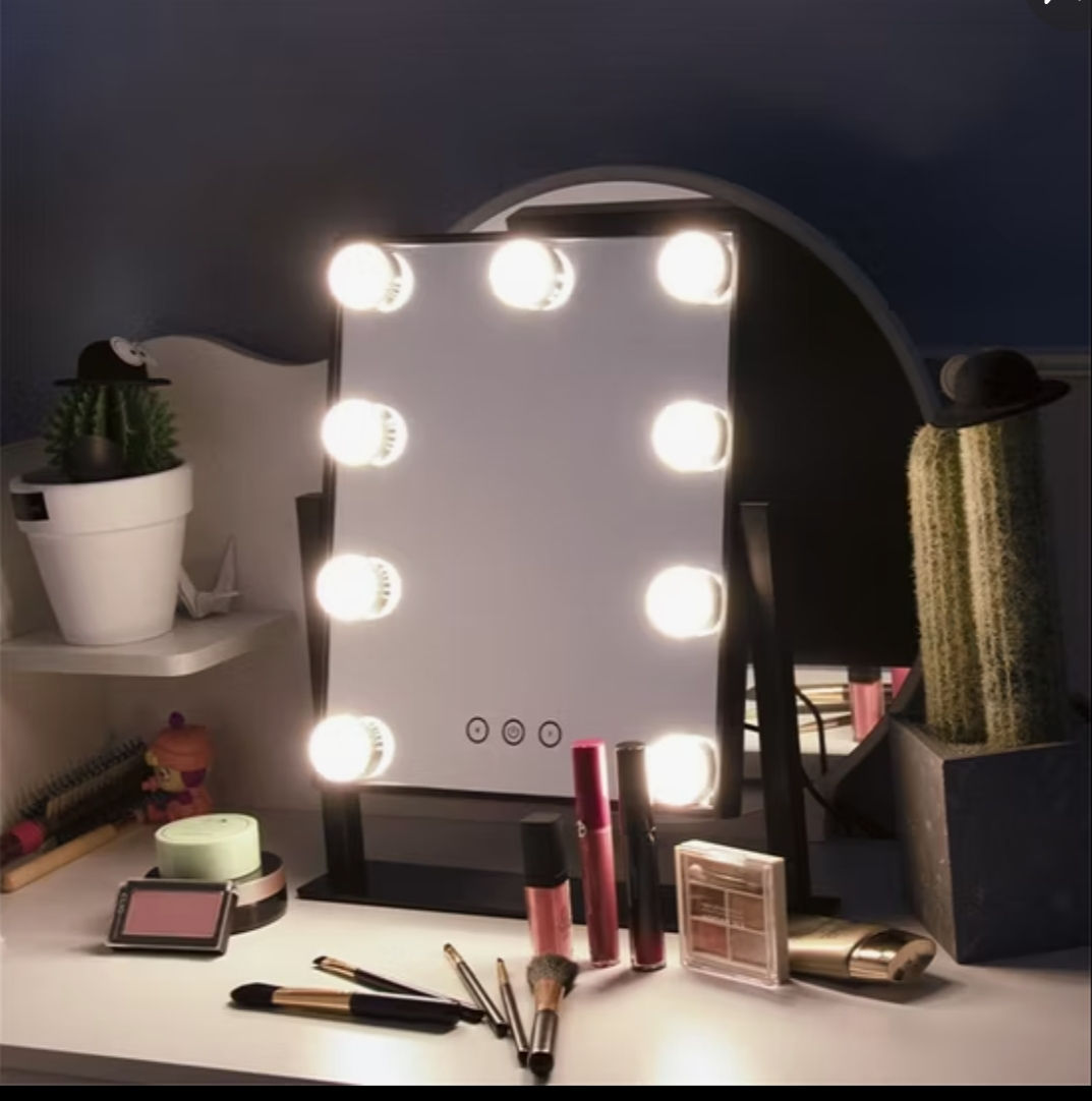 Зеркало для макияжа