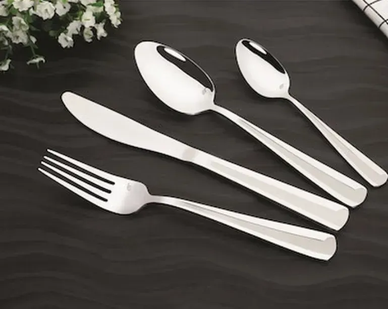 Набор столовых приборов